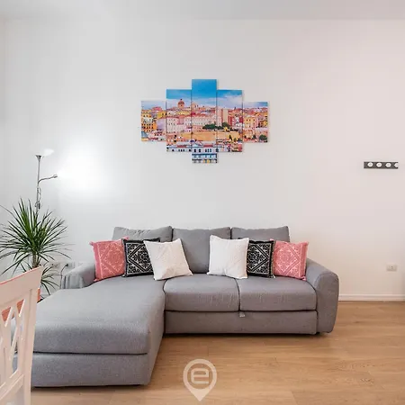 Estay - La Finestra Sul Corso Cagliari